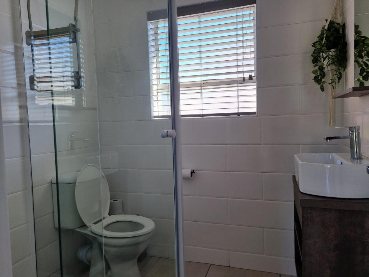 Modern Apartment Close To Kite Beach Langebaan Extérieur photo