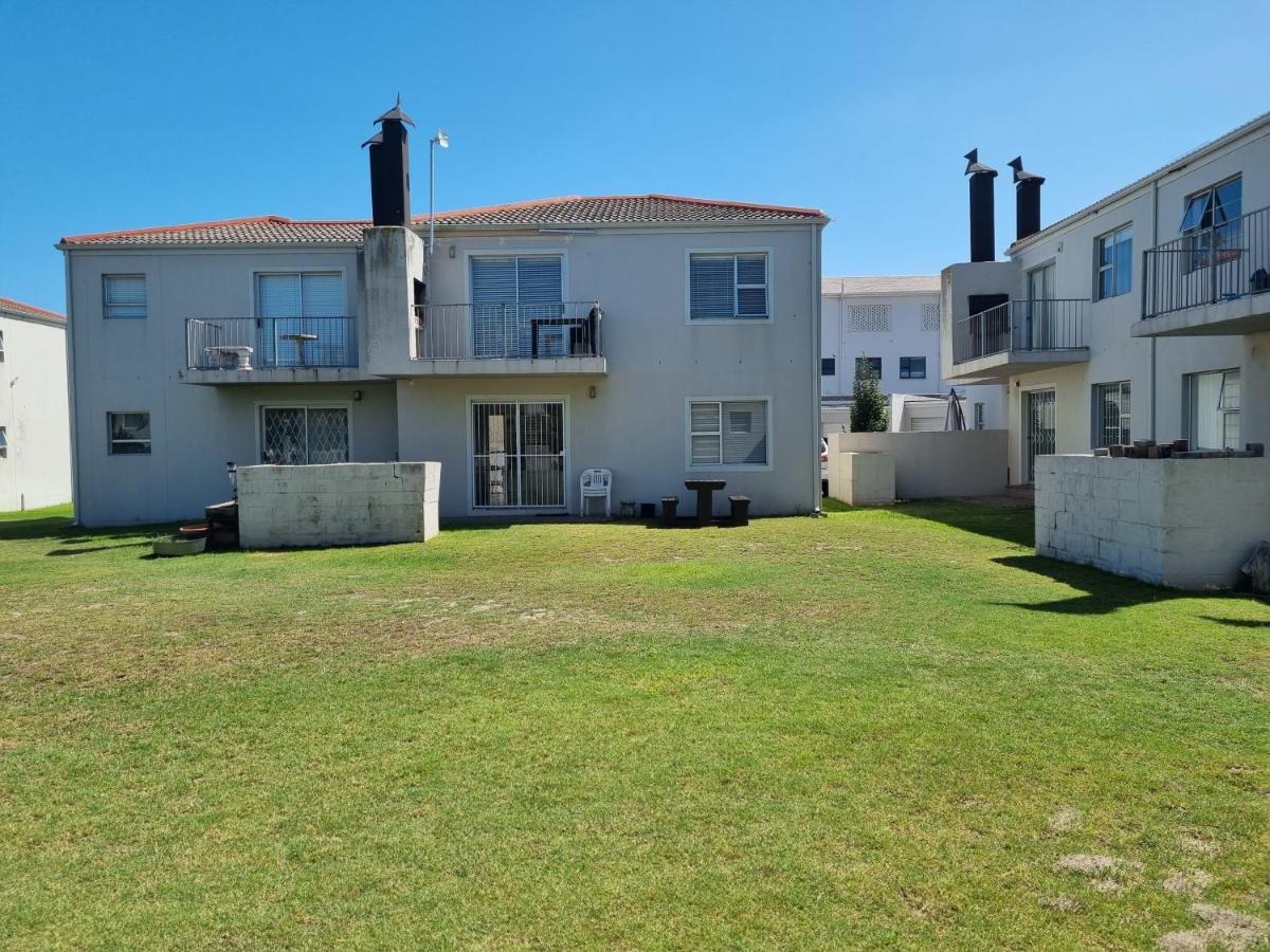 Modern Apartment Close To Kite Beach Langebaan Extérieur photo